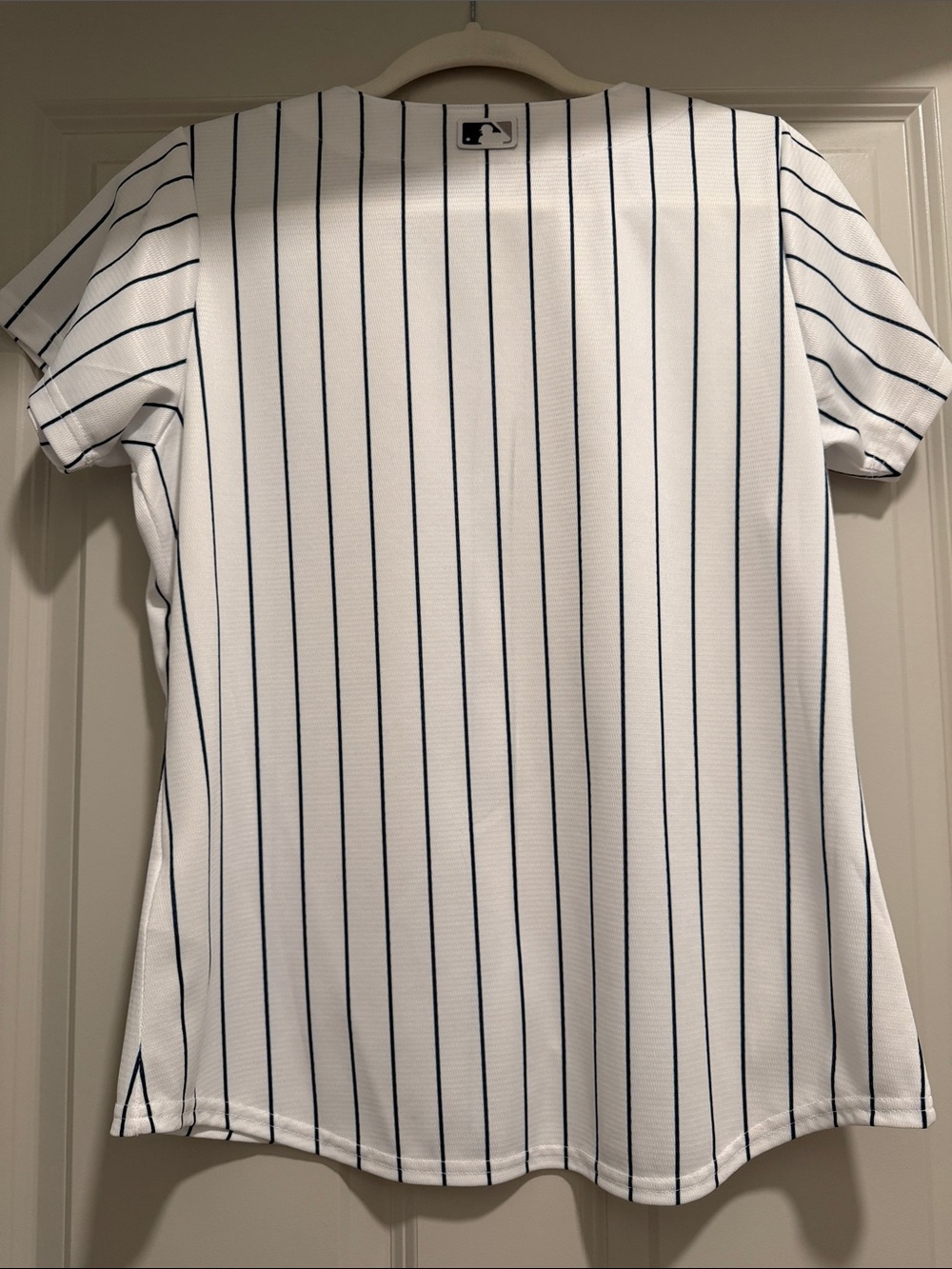 Nike White and Navy New York Yankees Pinstripe Jersey - Picture 2 of 2